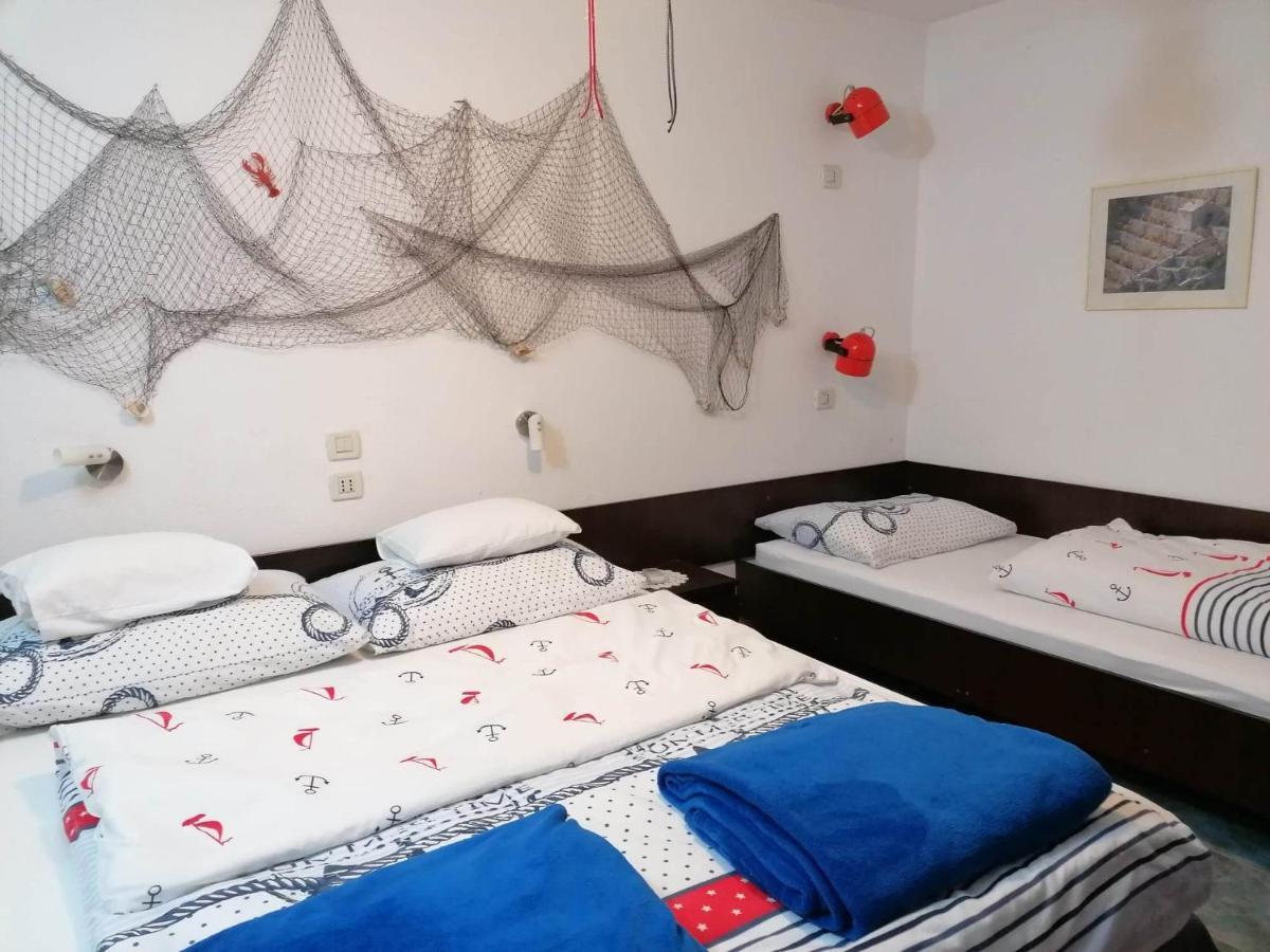 Apartments Misini Dvori Стоморска Экстерьер фото